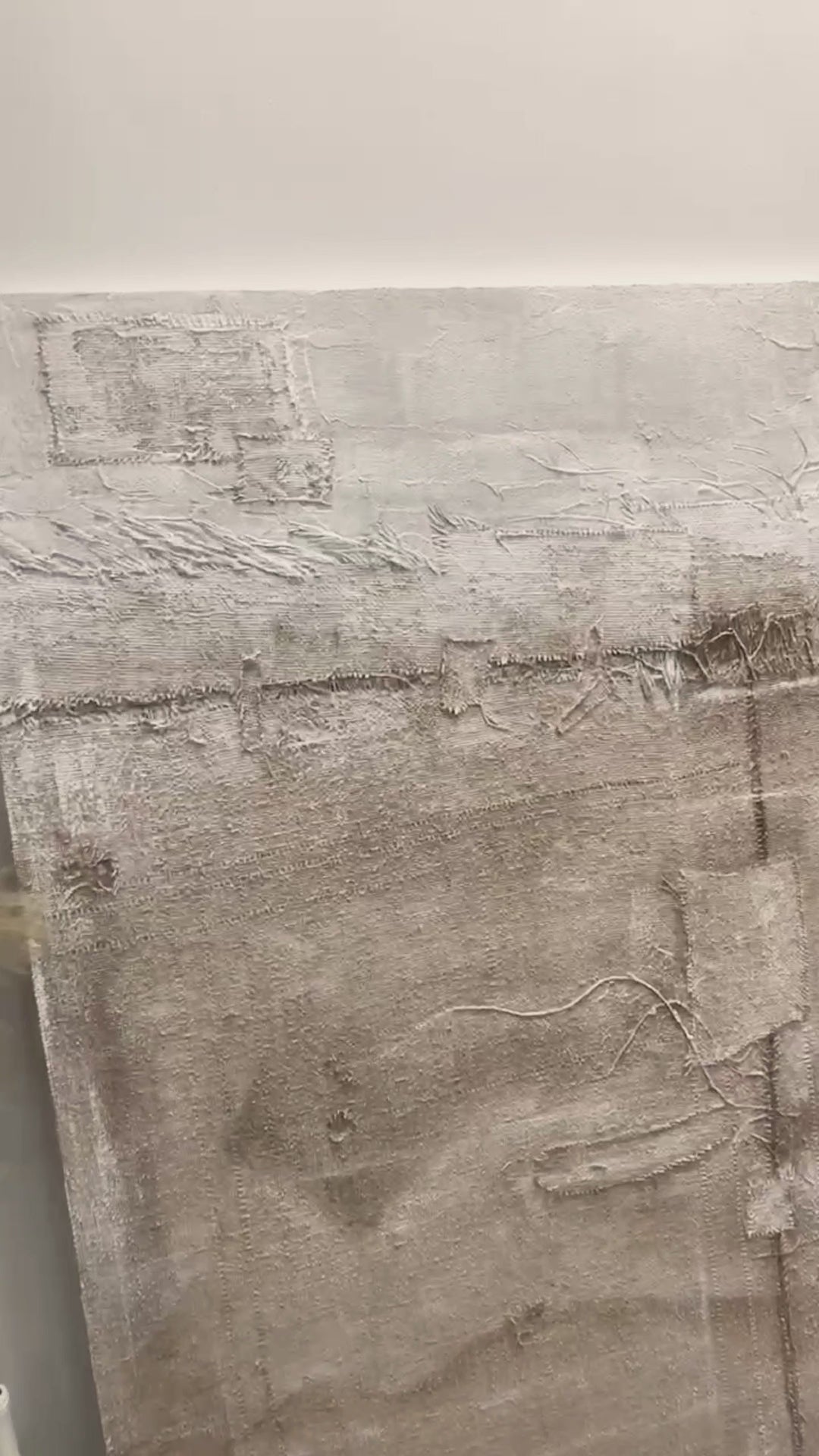 Distressed Texture Wall Art – Taupe & Soft Gray Tones – AURA026(Vertical)