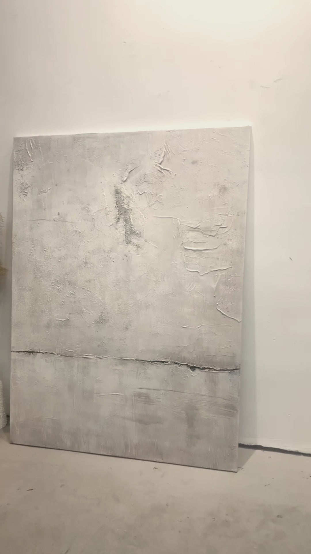 Quiet Horizon-Ash Gray Spatial Field-AURA082